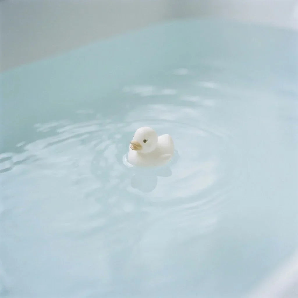 Bébé adorait le bain et n'en veut plus : pourquoi ce changement soudain ?