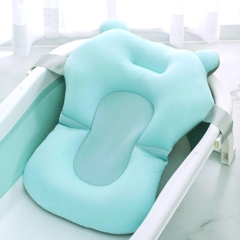 Coussin de bain bébé antidérapant (Bleu) lifestyle