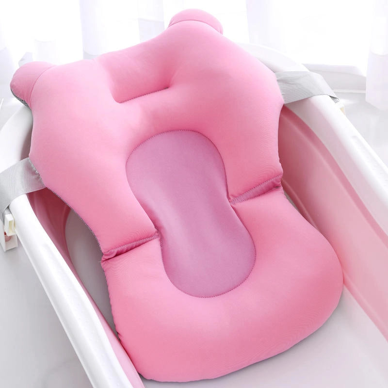 Coussin de bain bébé antidérapant (rose) lifestyle